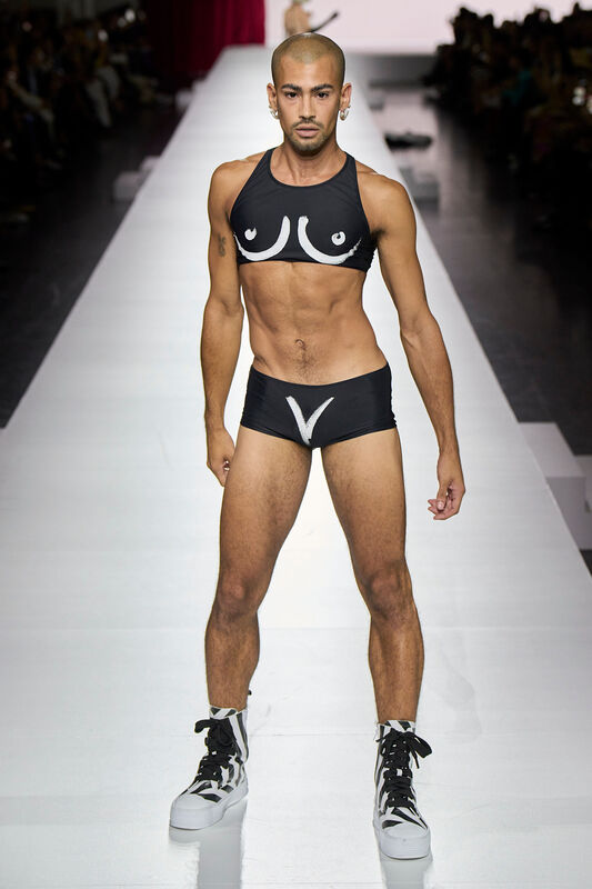 Moschino S24 031