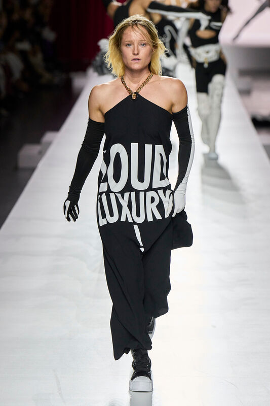 Moschino S24 037