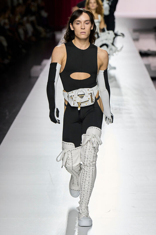 Moschino S24 040