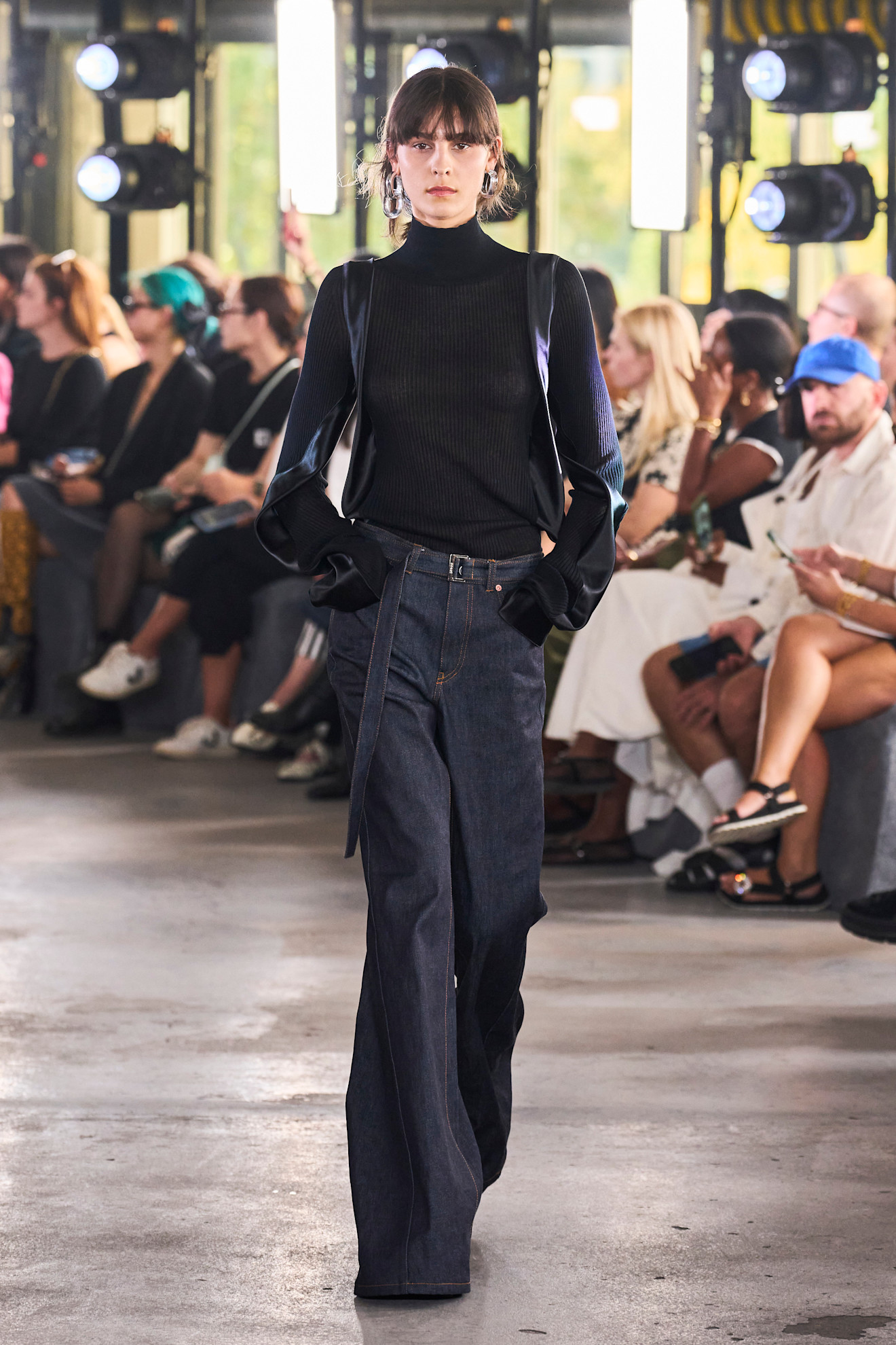 Sacai S24 012
