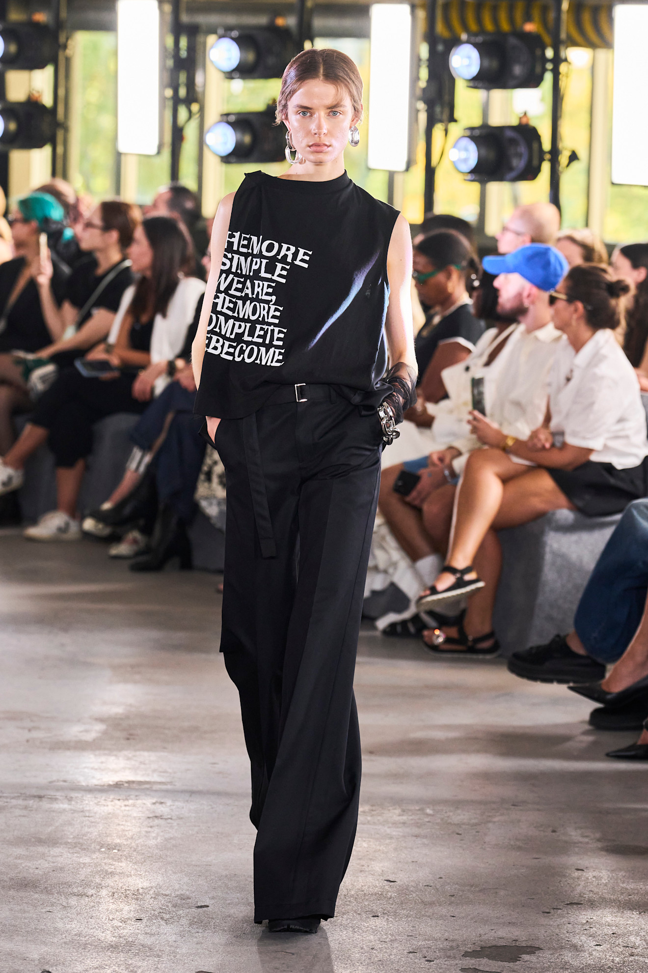 Sacai S24 045