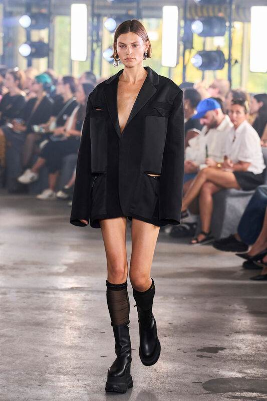 Sacai S24 002