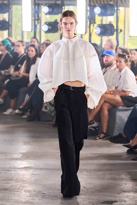 Sacai S24 003