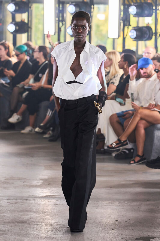 Sacai S24 005