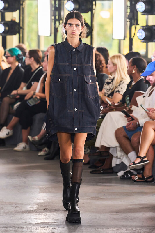Sacai S24 014