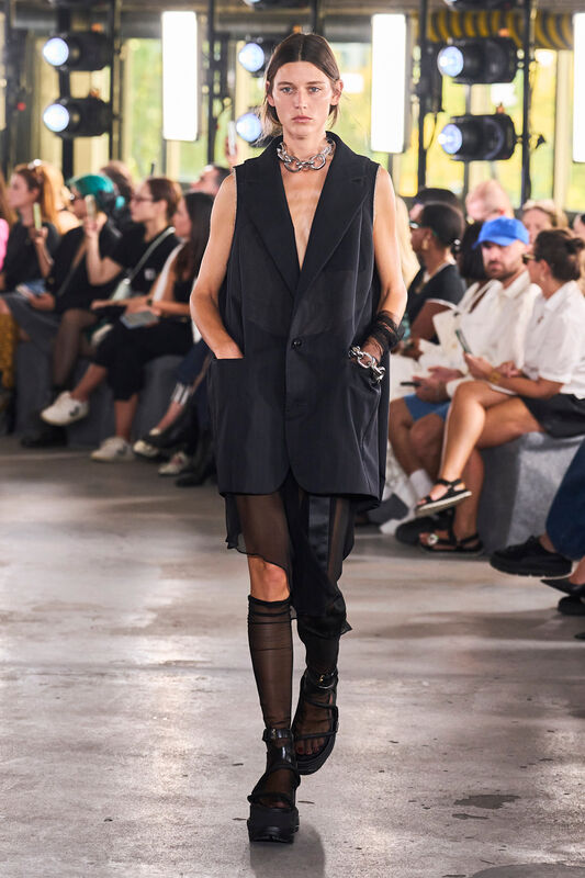 Sacai S24 018