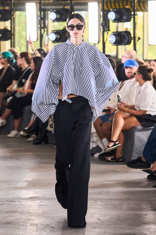 Sacai S24 020