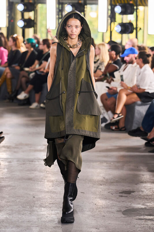 Sacai S24 027