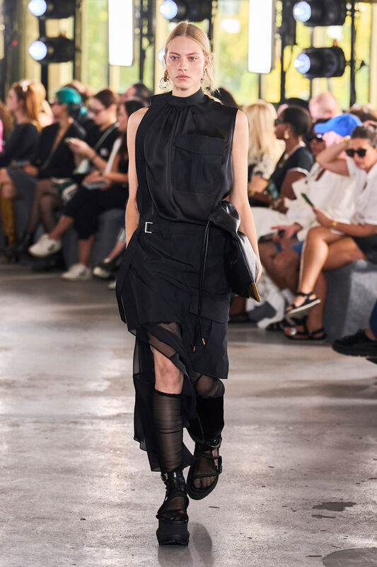 Sacai S24 036