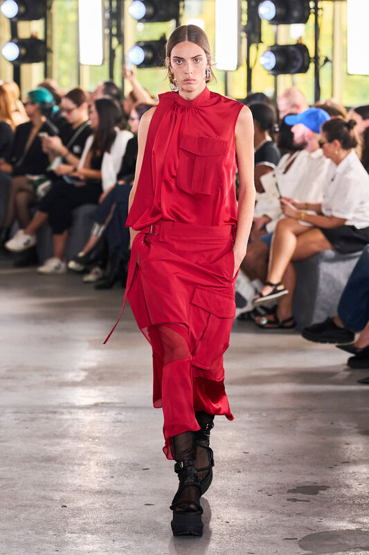 Sacai S24 037