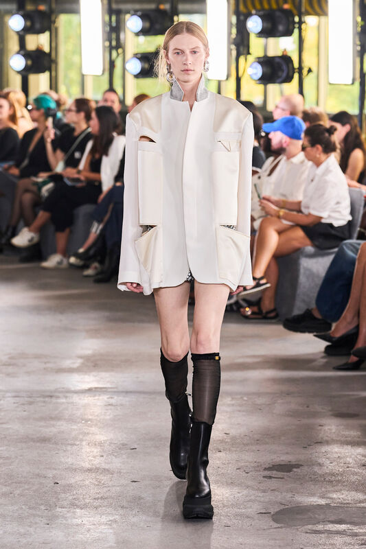 Sacai S24 043