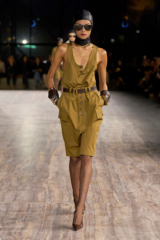 Saint Laurent S24 008