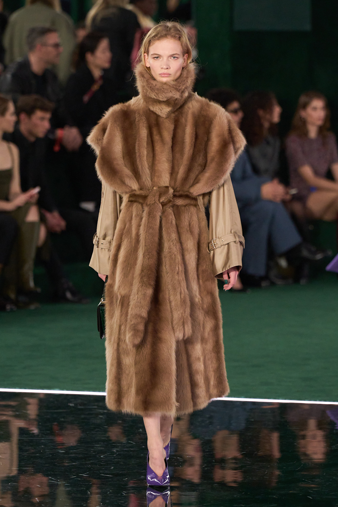 Gucci F25 008