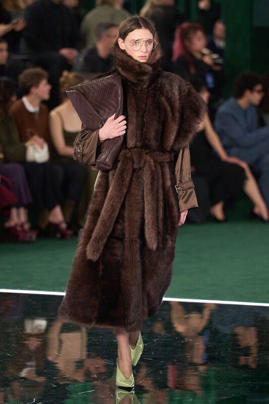 Gucci F25 014