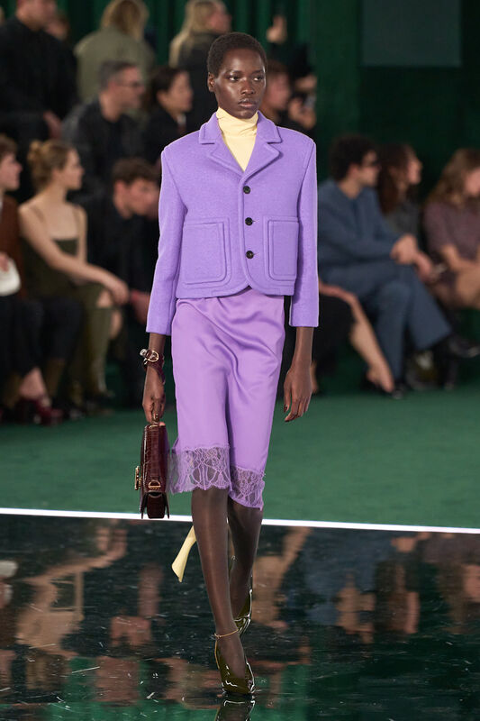 Gucci F25 019