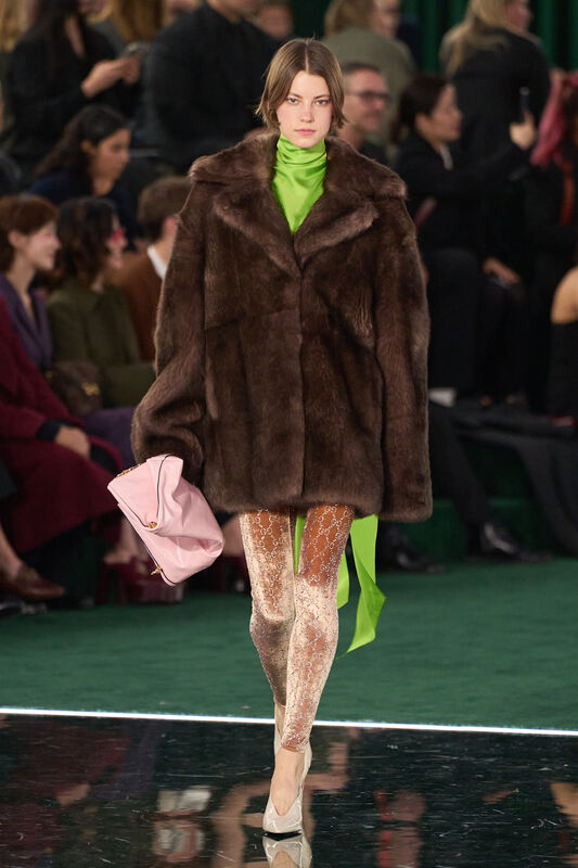 Gucci F25 026