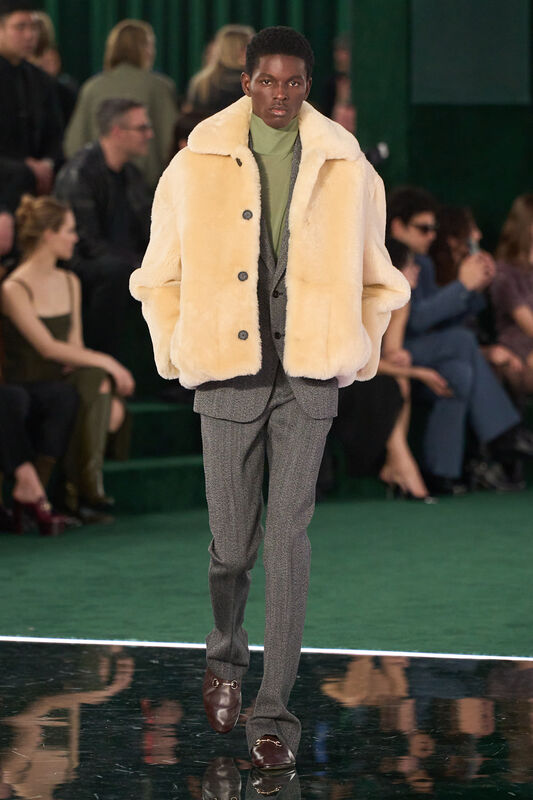 Gucci F25 042