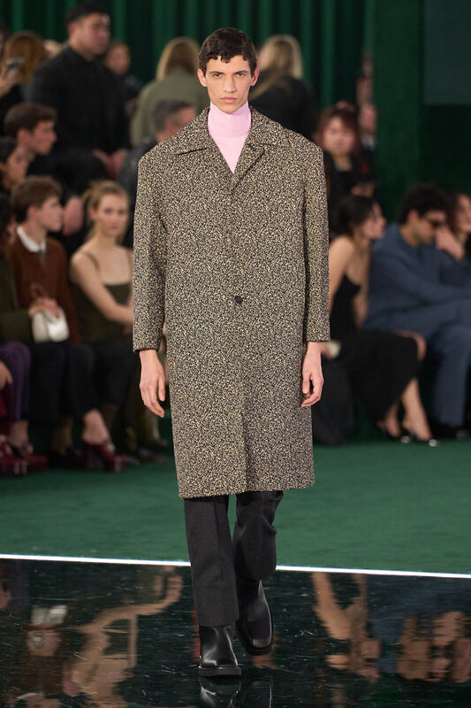 Gucci F25 047