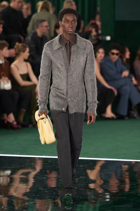 Gucci F25 054