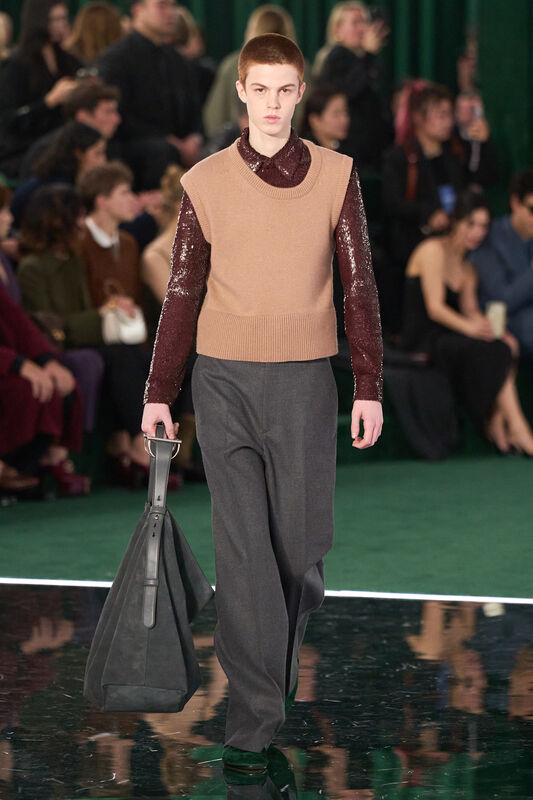 Gucci F25 056