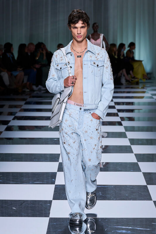 Versace S24 037