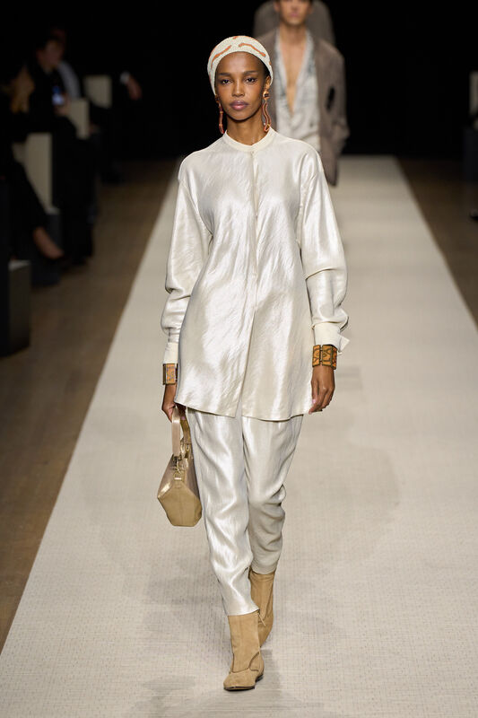 Giorgio Armani S25 019