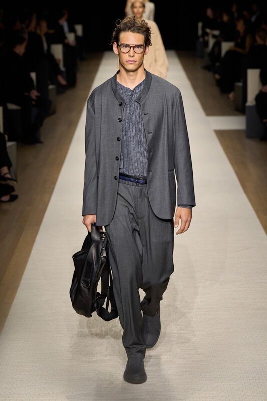 Giorgio Armani S25 037