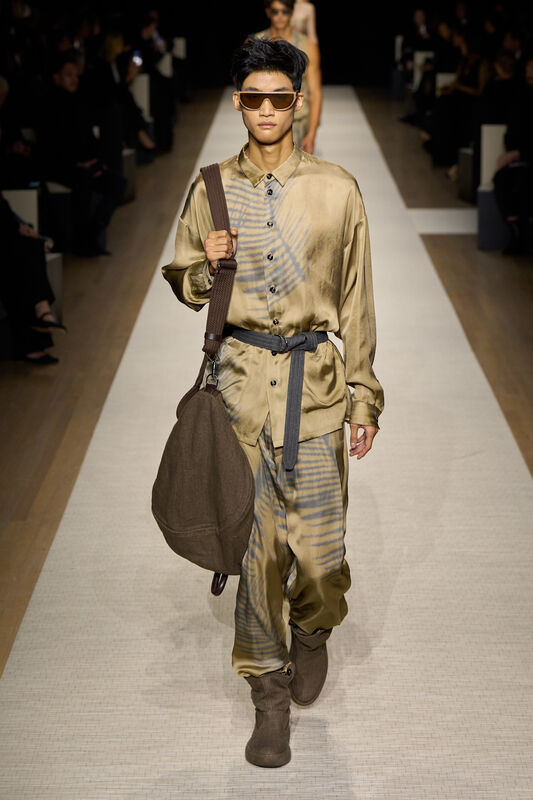 Giorgio Armani S25 052