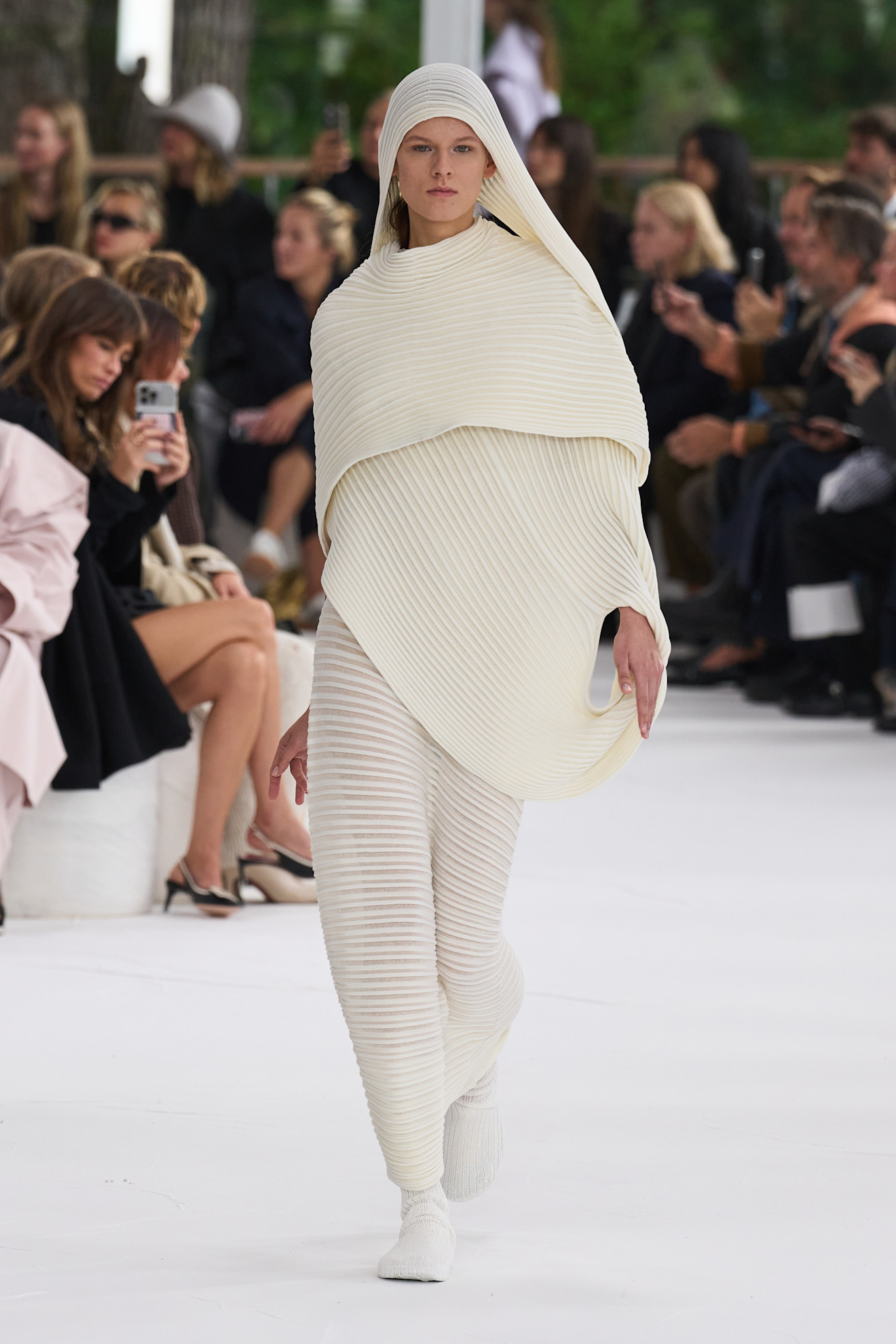 Miyake S25 024