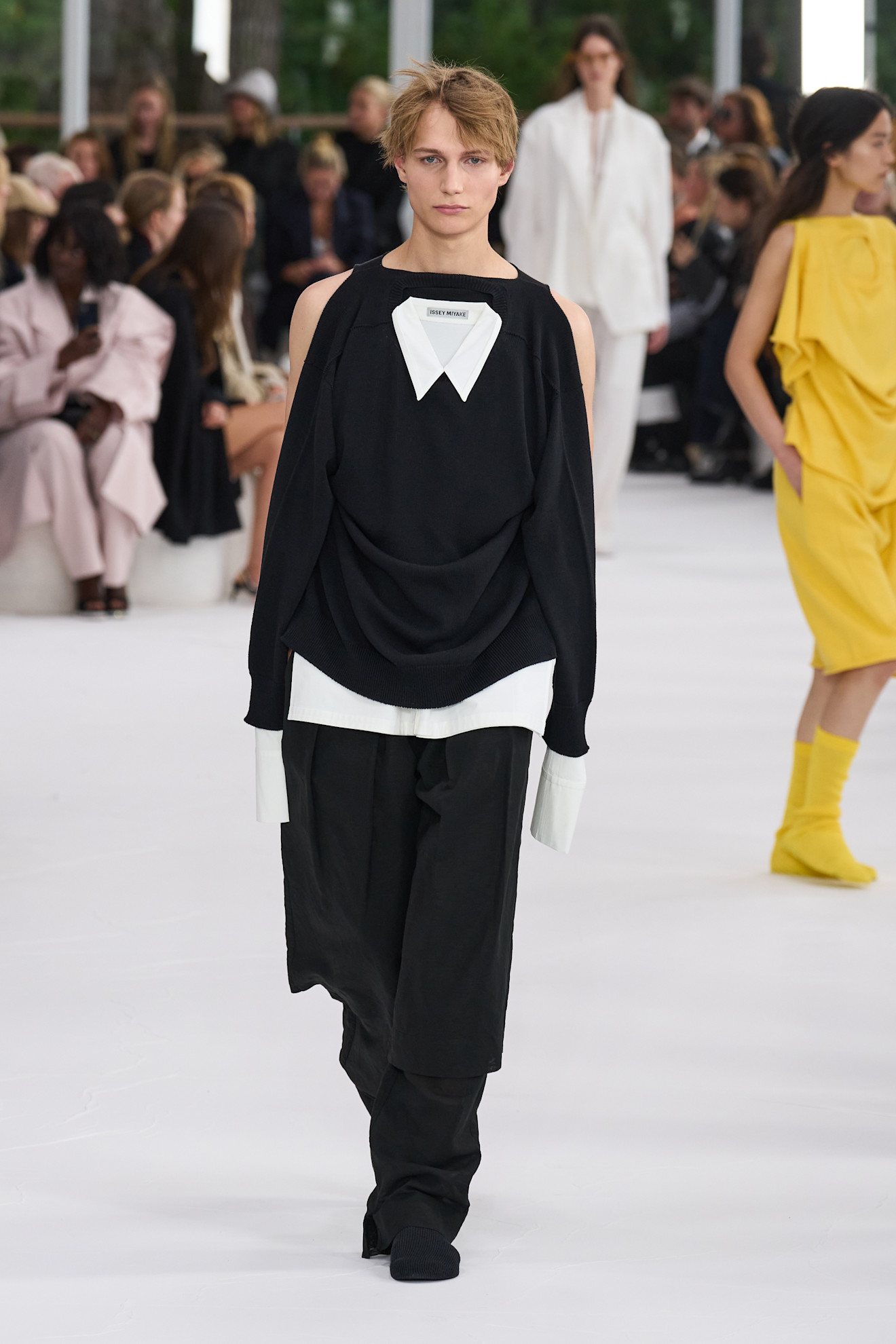 Miyake S25 033