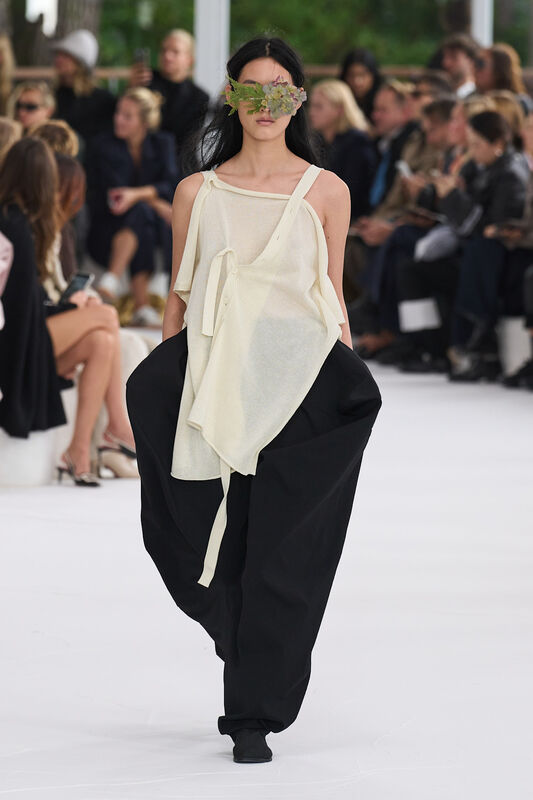 Miyake S25 019