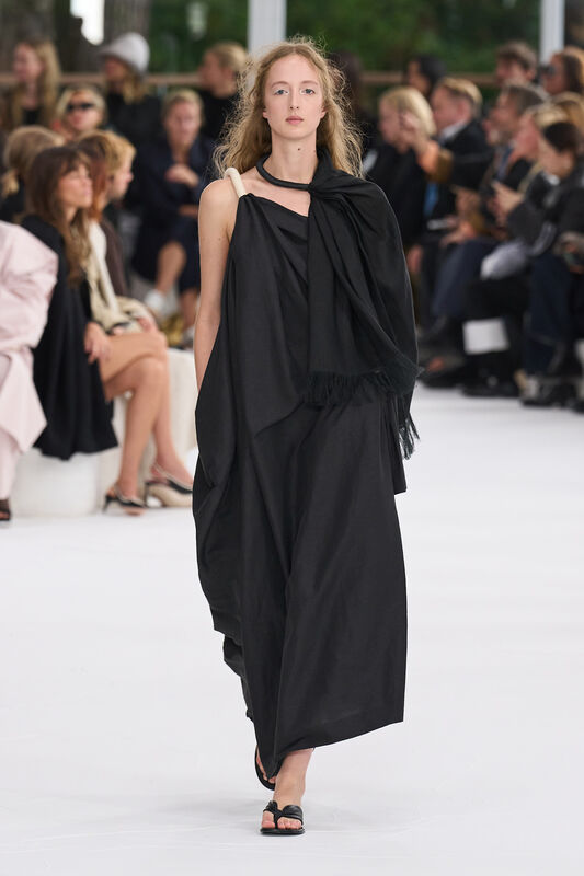 Miyake S25 040
