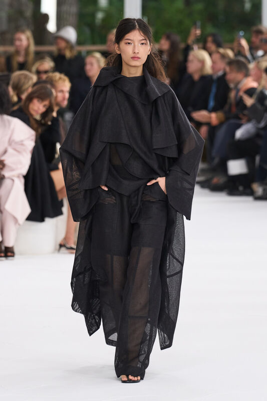 Miyake S25 041