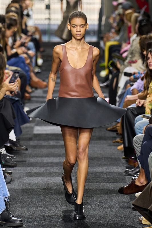 JW Anderson S25 008