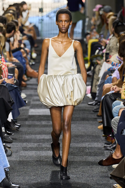 JW Anderson S25 010