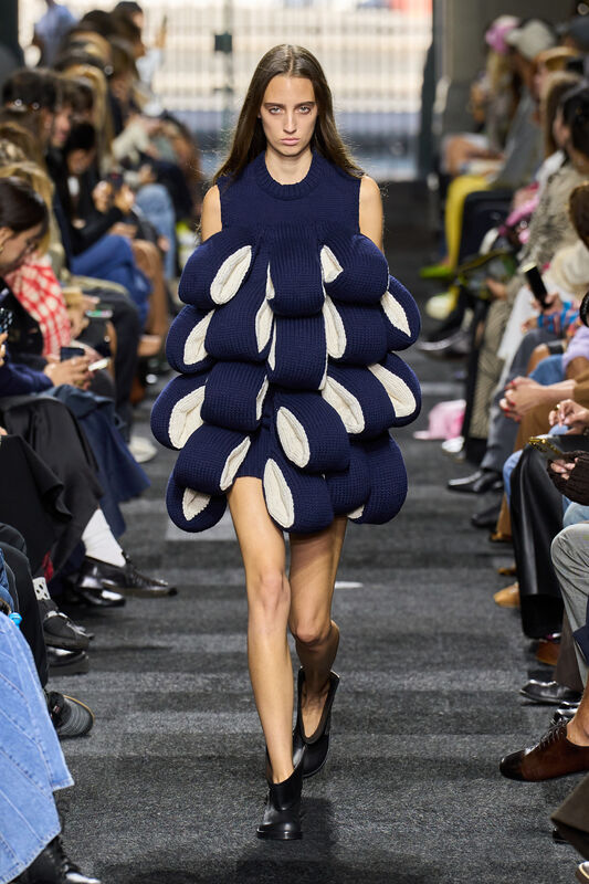 JW Anderson S25 016