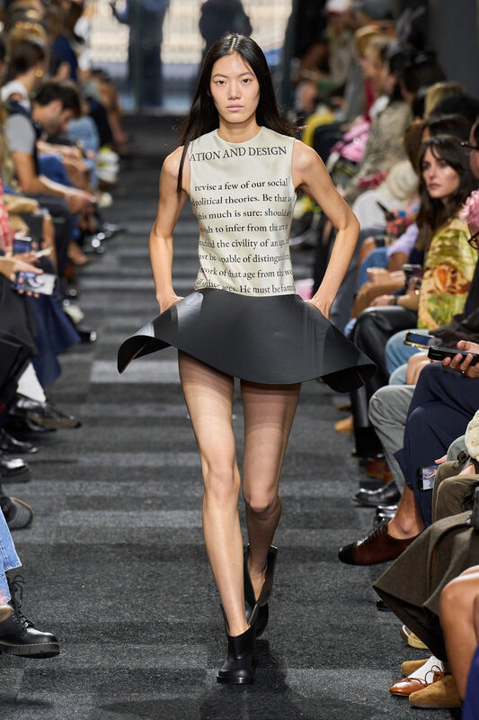 JW Anderson S25 032