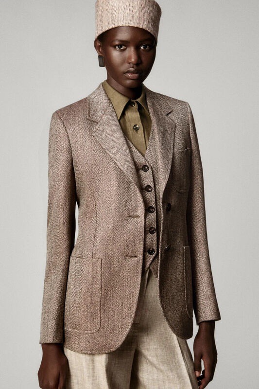 00004-loro-piana-spring-2025-ready-to-wear-credit-brand_40_11zon