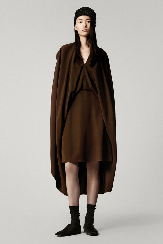 00014-loro-piana-spring-2025-ready-to-wear-credit-brand_29_11zon