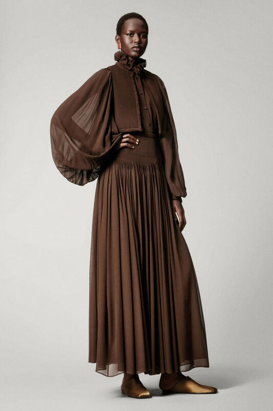 00017-loro-piana-spring-2025-ready-to-wear-credit-brand_15_11zon
