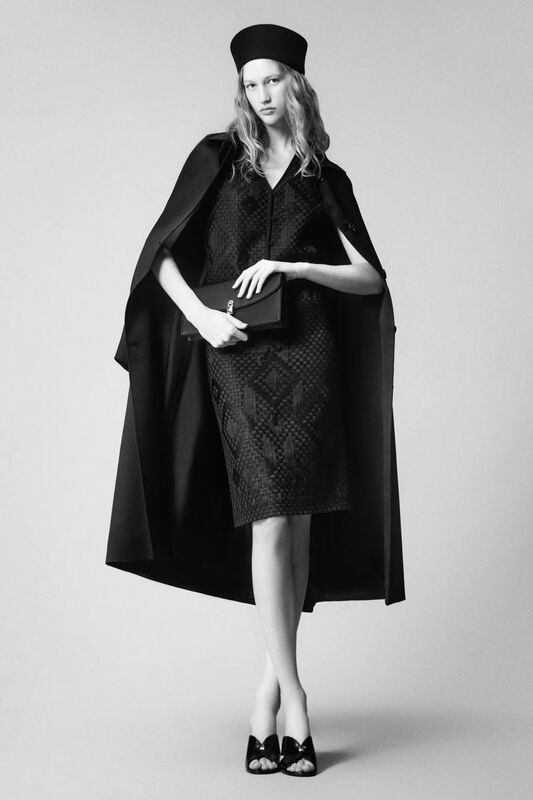 00035-loro-piana-spring-2025-ready-to-wear-credit-brand_9_11zon