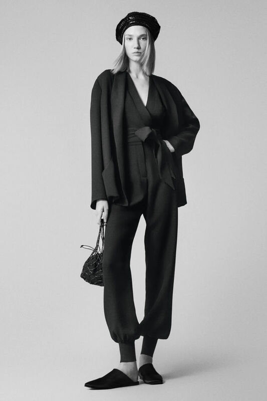 00042-loro-piana-spring-2025-ready-to-wear-credit-brand_7_11zon