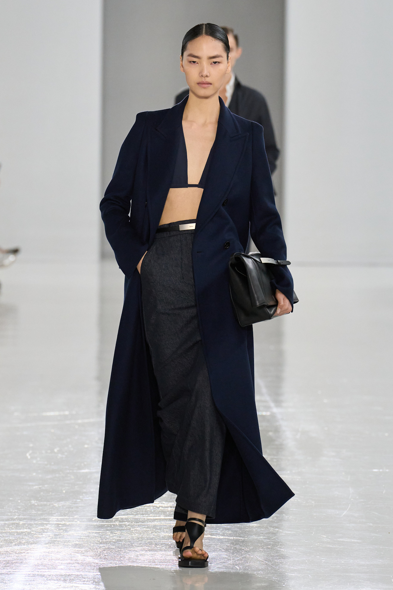 Max Mara S25 012