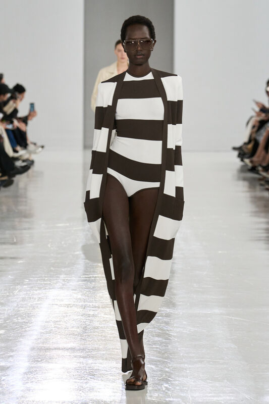 Max Mara S25 032