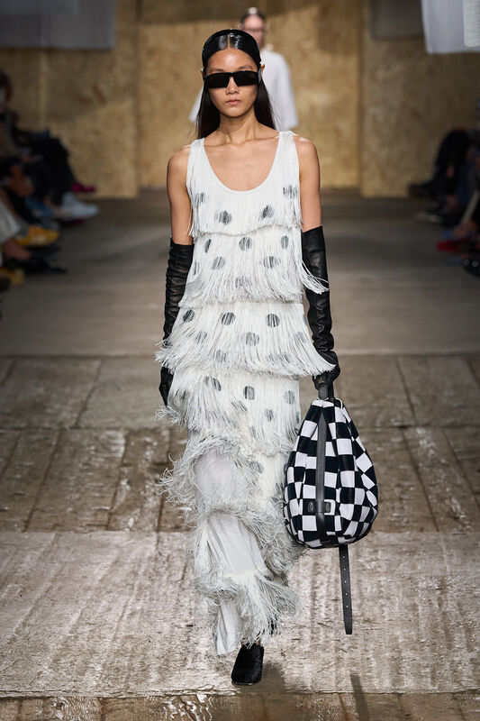 Moschino S25 030