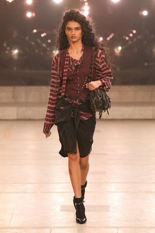 Marant F25 015