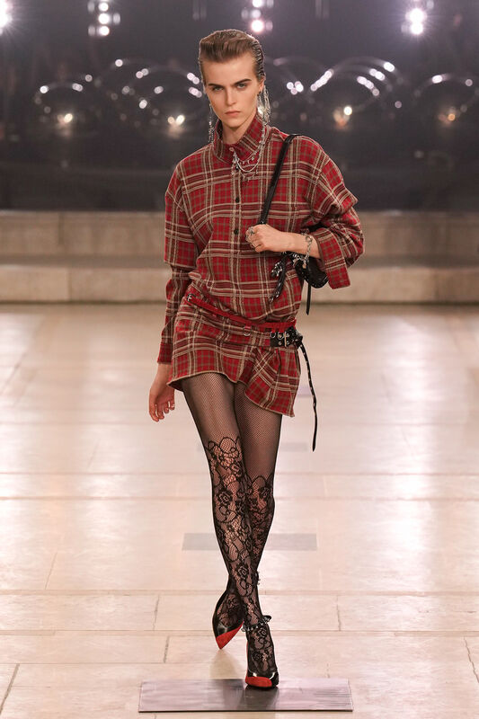 Marant F25 018