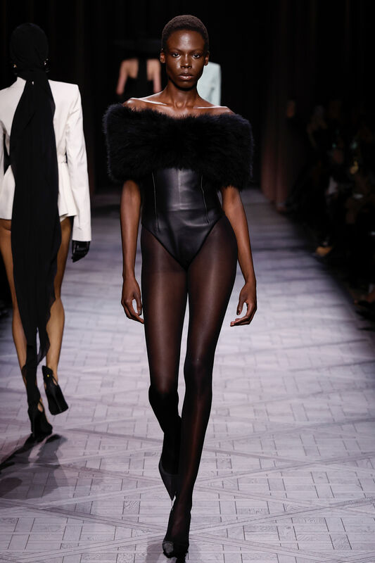 Nina Ricci PO S25 003