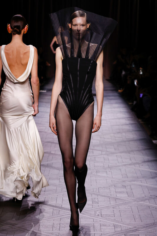 Nina Ricci PO S25 035