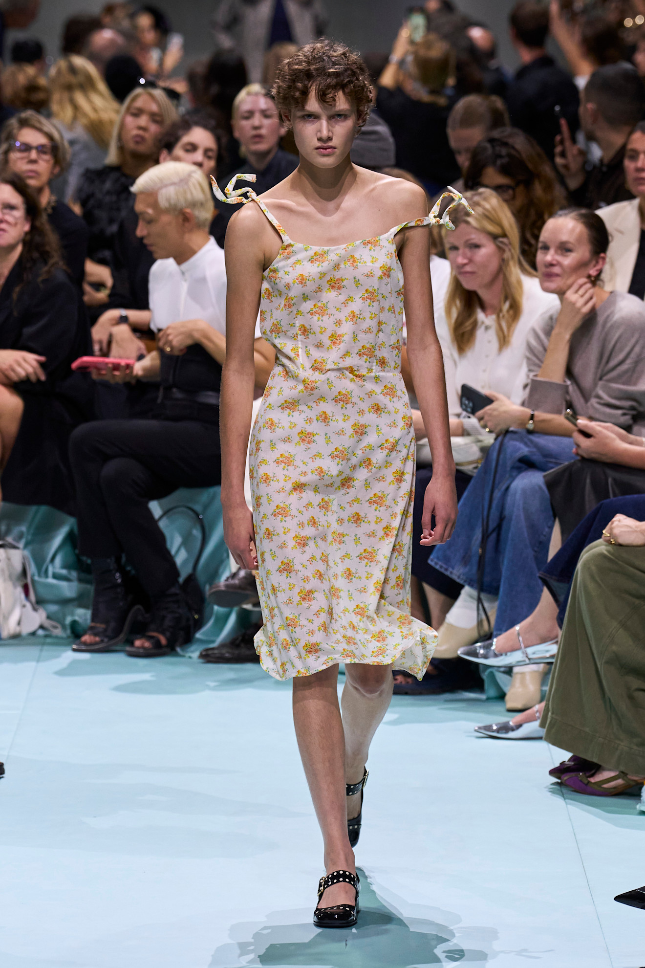 Prada S25 001